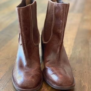 Matisse snakeskin texture chelsea-style bootie